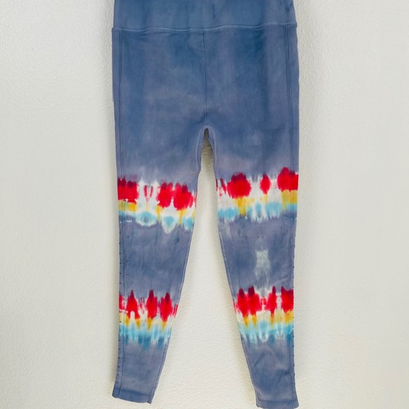 SOLD Spiritual Gangster “self Love” leggings - Picture 8 of 15